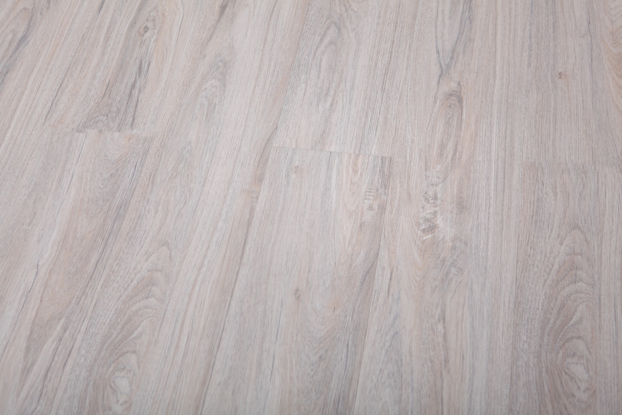 Виниловая плитка Refloor Home Tile  WS 1562 Дуб Больмен 180*920*2,0\0,25 2,484м2 / 15шт